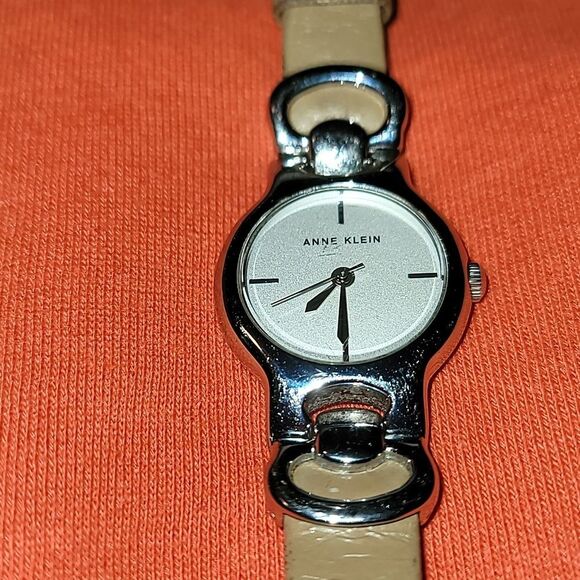 Anne Klein AK2631SVTNJ Analog Watch‎ Wristwatch For Women Silver & Grey/Tan - Picture 7 of 12